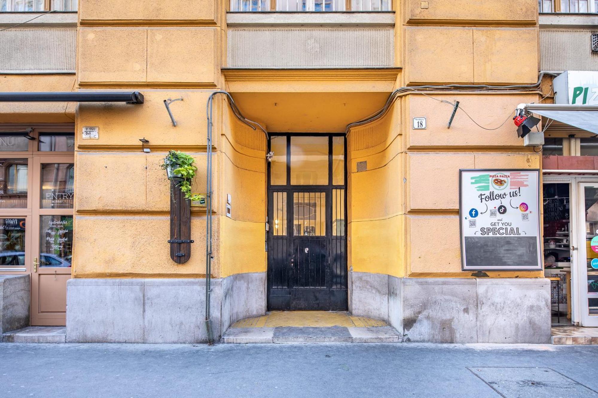 Very Central - Small Studio For Solo Traveller Budapest Extérieur photo